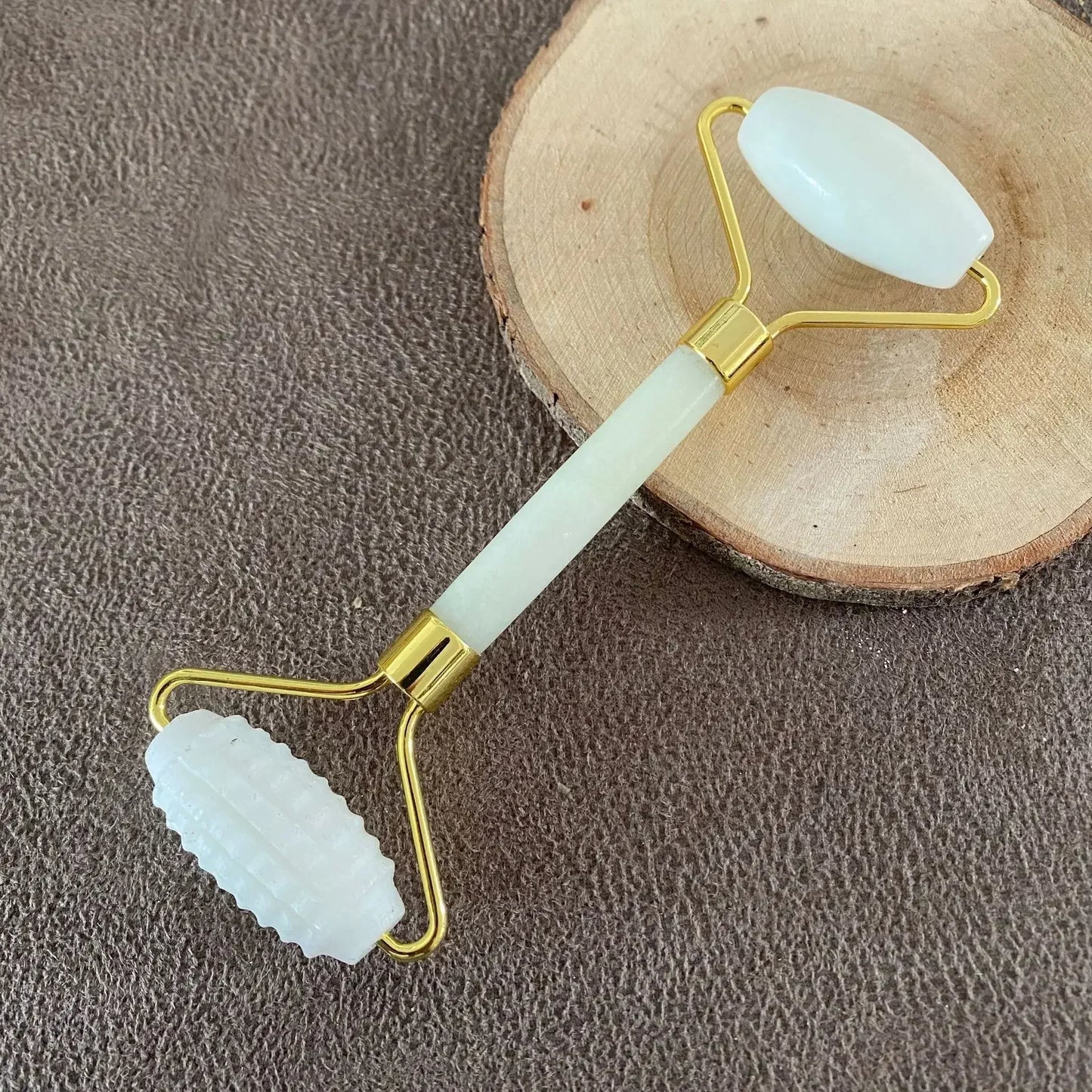 Jade Roller and Gua Sha set Spa Grade Face Massager 100% Authentic Stone Reduces Puffiness Wrinkles Reveals