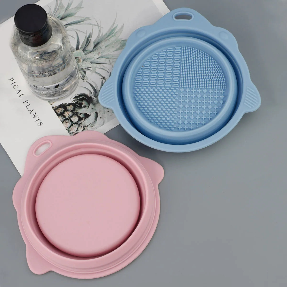Makeup Brush Cleaner Cleaning Bowl Brush Tool Set Thorough Cleaning Without Hurting Bristles Wet & Dry Powder Puff Dry Cleaner