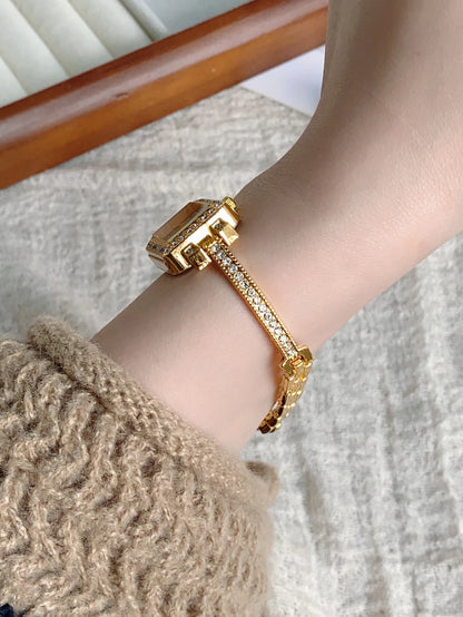Minimalist Niche Women's Quartz Wrist Watches Small Dial Fashionable Exquisite Quartz Watch for Women