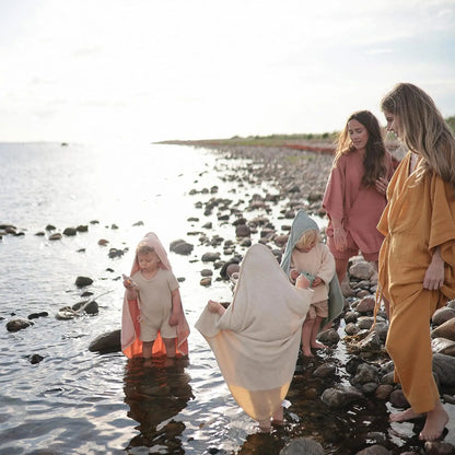 Baby Bath Towel Neutral Baby Animal Face Hooded Towel Unique Animal Design Cloak Ultra Newborn Kids Soft Coral Velvet Cartoon