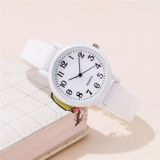 Minimalist style children's wristwatch casual simple black and white silicone student watch Clock